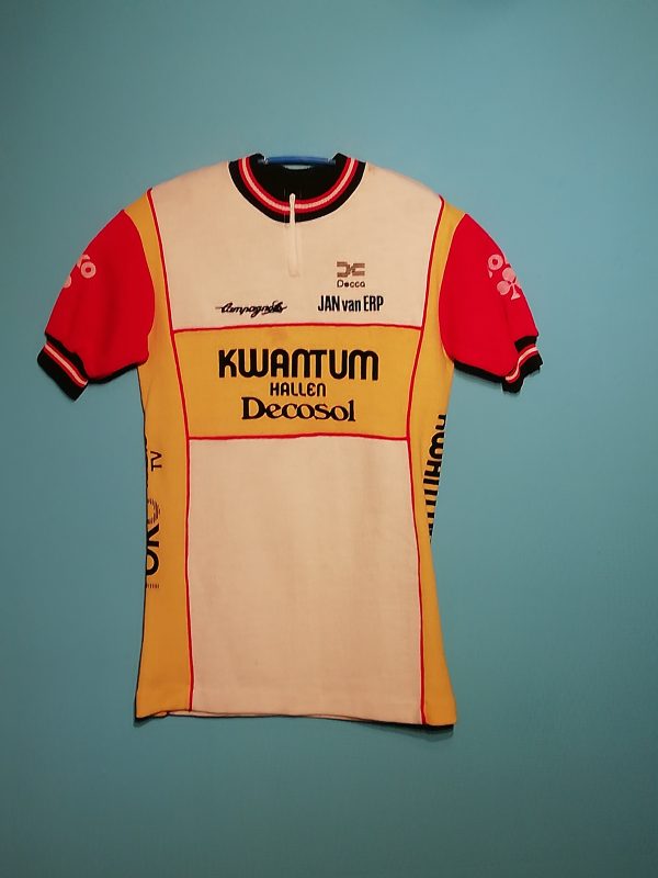 KWANTUM HALLEN-DECOSOL-JAN VAN ERP-YOKO   1984