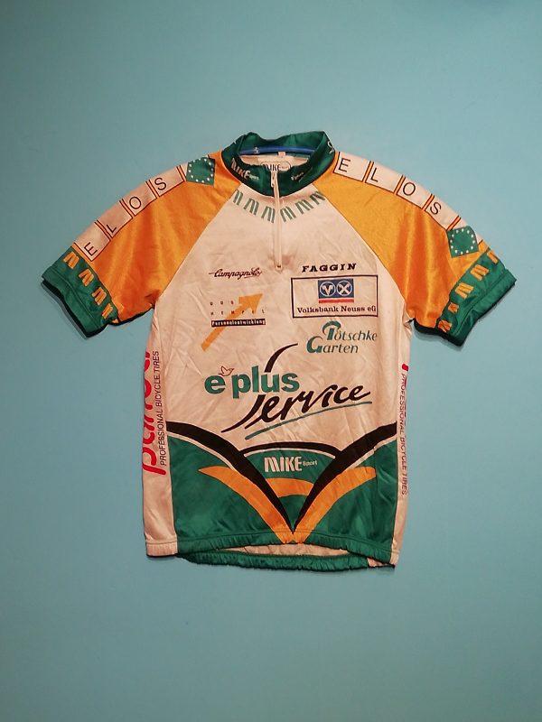 E PLUS SERVICE  1996